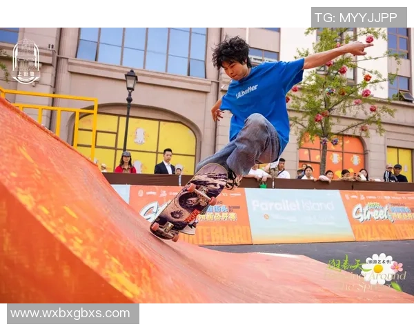 全国街舞大赛点评成都滑板队展现出色状态与精彩表现